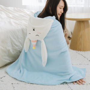 魔法兔造型連帽軟綿蓋毯