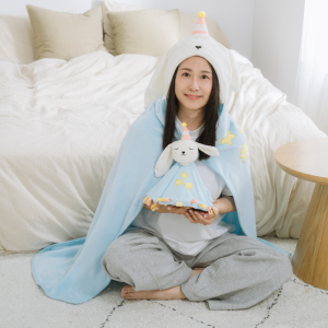 魔法兔造型連帽軟綿蓋毯